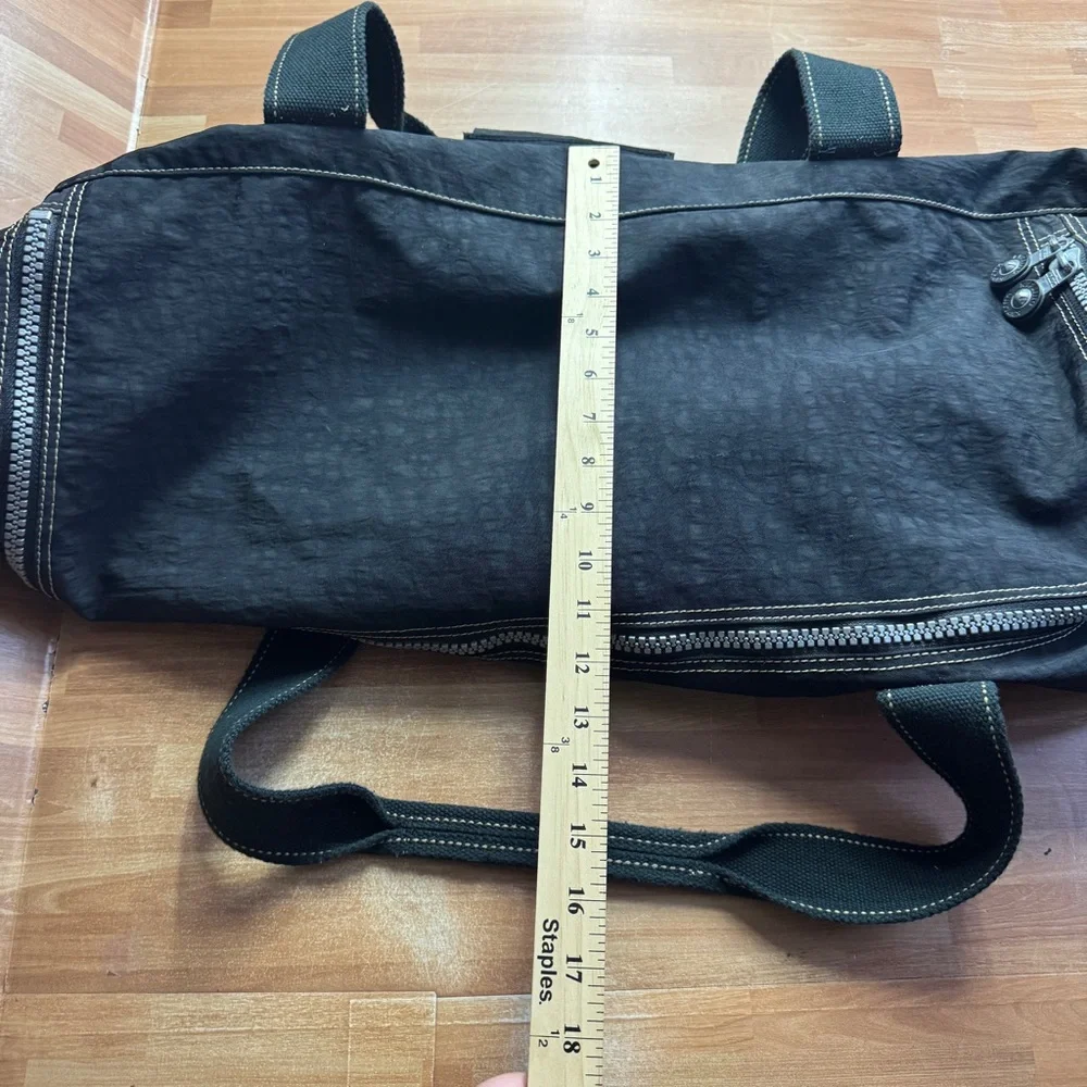Kipling duffel bag